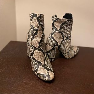Classic snake print bootie